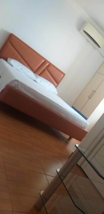 Holidays In Saranda Εξωτερικό φωτογραφία